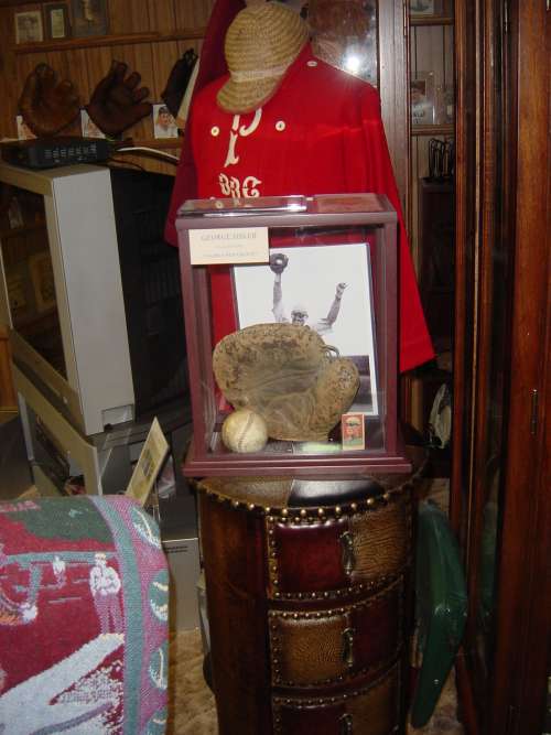 Mike Ellis Display Old 6